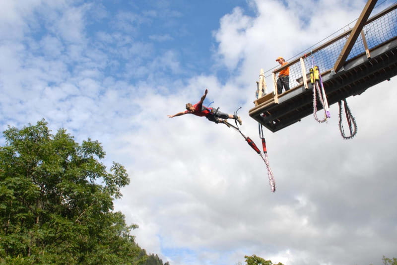 Saut L Lastique Au Parc Bol Dair Explore Grand Est